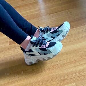 Xiuxian • Sporty Chunky Dad Sneakers Reflective